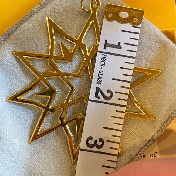 1978 MMA Gold Covered Christmas Star Ornament Metropolitan Museum of Art - Picture 6 of 6